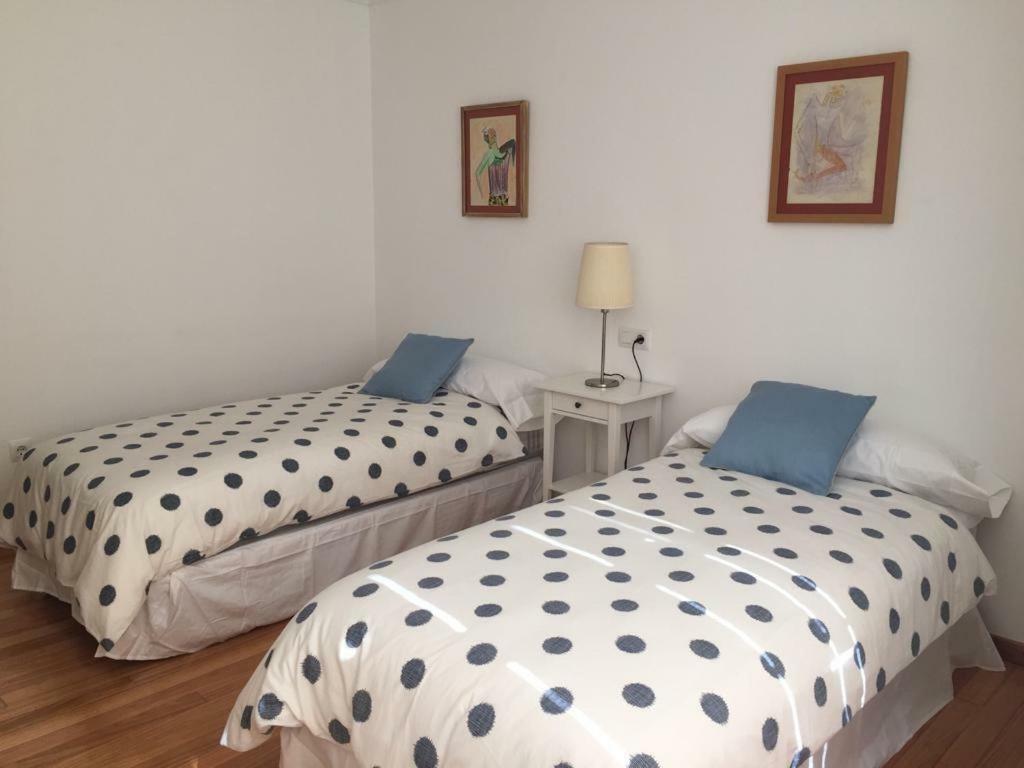 Luminoso Apartamento En El Centro De Cambados Apartment Luaran gambar